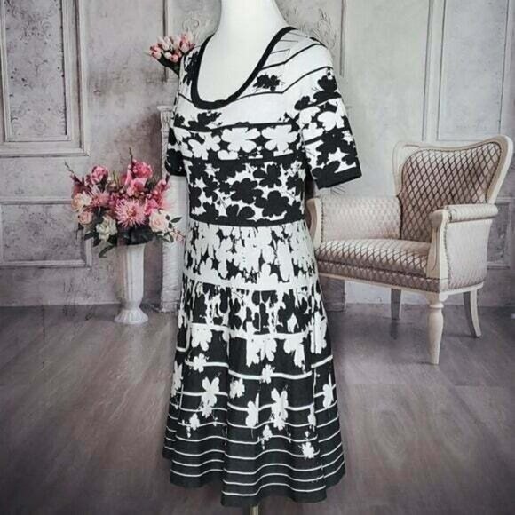 Danny and Nicole Grey White Knit Sweater Dress Medium - Picture 6 of 12